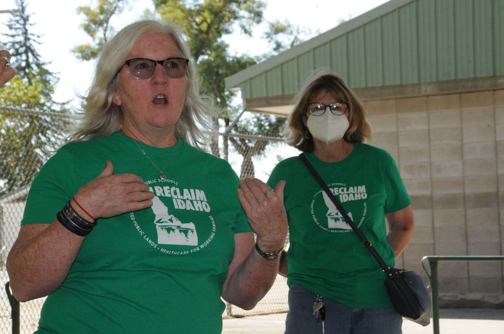 Laura Embry and Jennifer Artley photo